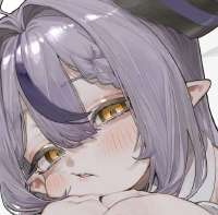 735x725