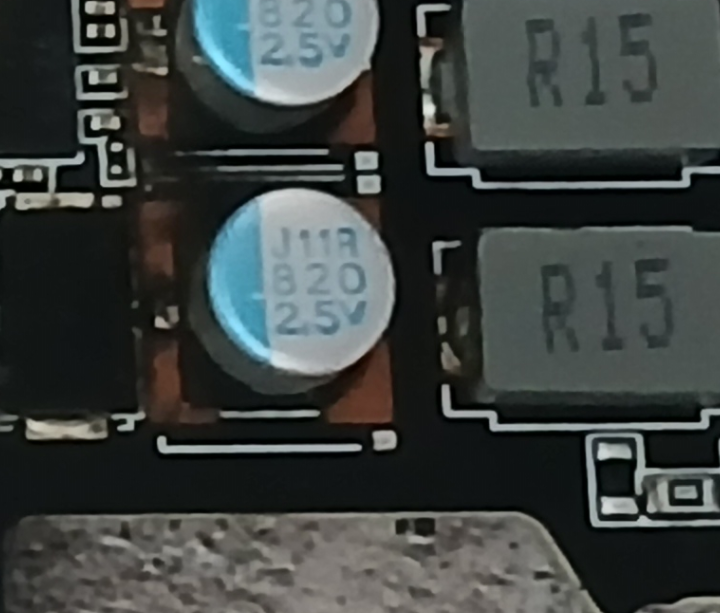 720x613