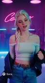 704x1280