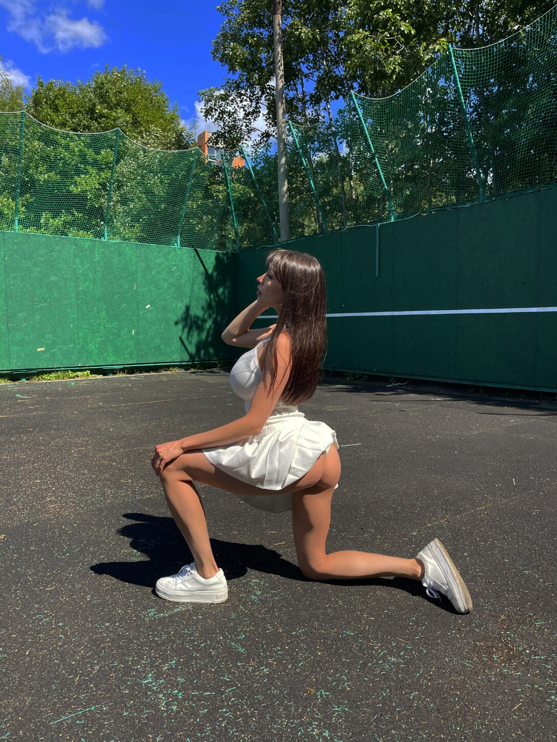 1090x1453