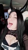 720x1280
