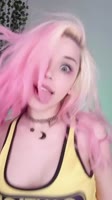 720x1278