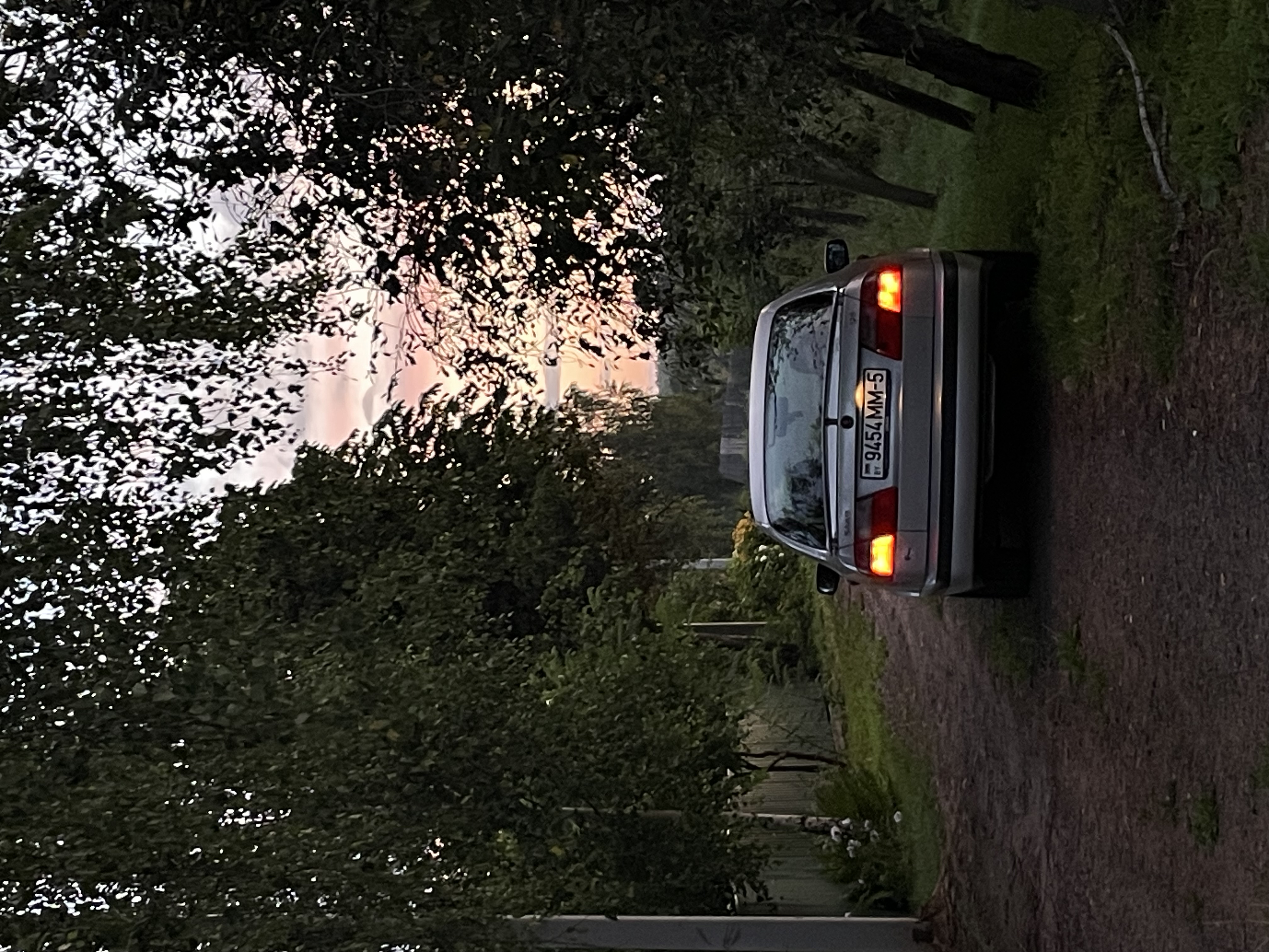 4032x3024