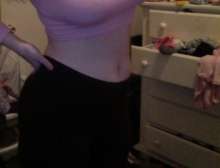 621x476