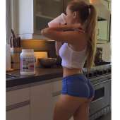 700x700