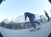 482x360