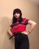 858x1080