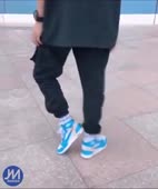 302x360