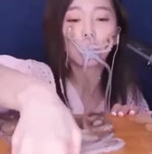 584x588