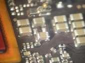 700x525