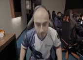 490x360
