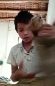 368x572