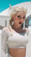 704x1280