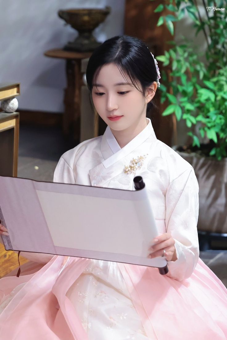 736x1102