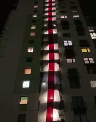 570x720