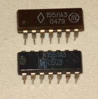 621x627