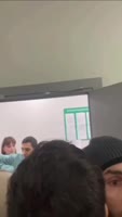 352x622