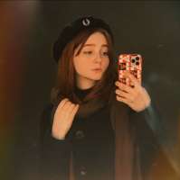1076x1080