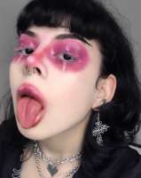 1049x1312