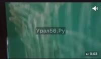 812x480