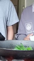 576x1024
