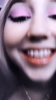 608x1080
