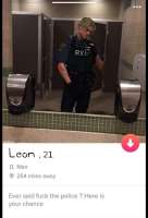 736x1081