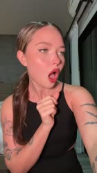 720x1280