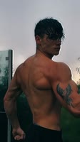 576x1024