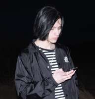 871x906