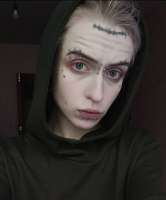 591x712