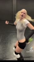 688x1258