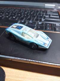957x1280