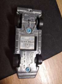 957x1280