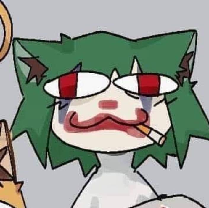 706x700