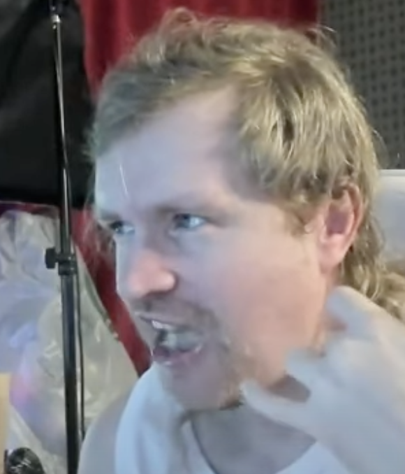 580x678