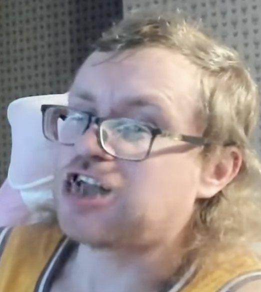 522x584