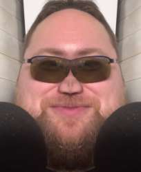589x720