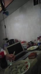 608x1080