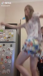 576x1024