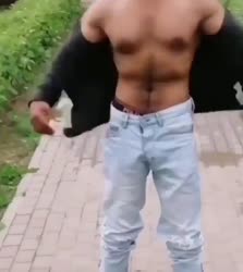 640x716