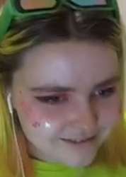 370x519