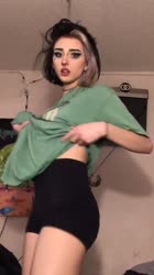 576x1024