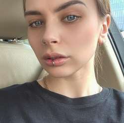 1080x1079