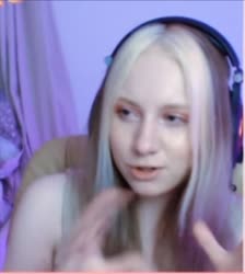 428x477