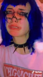 720x1280