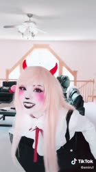 576x1024
