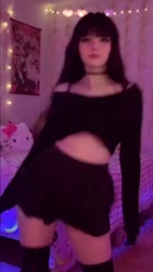720x1276