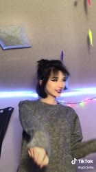 576x1024