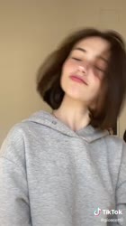 576x1024